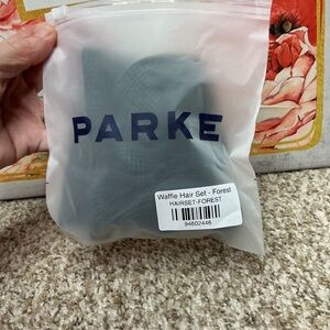 PARKE Waffle Hair Set – Forest Green